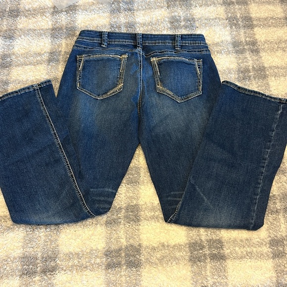 Silver Jeans Co. • Elyse Slim • Size 8 - Picture 5 of 5